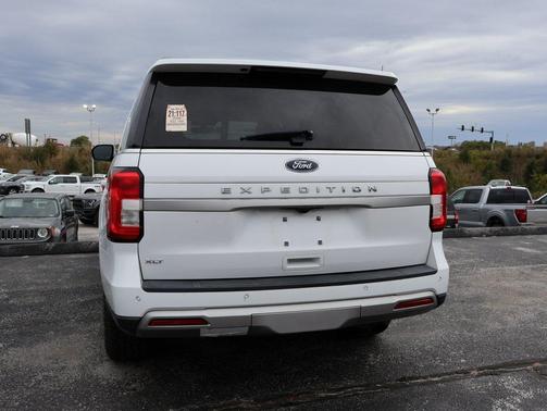 2023 Ford Expedition XLT