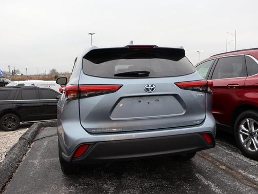 2021 Toyota Highlander Hybrid XLE