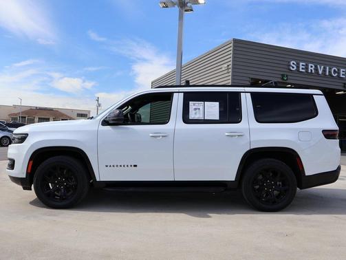 2023 Jeep Wagoneer Series II Carbide 4x4
