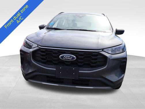 Gray Metallic 2025 Ford Escape ST-Line