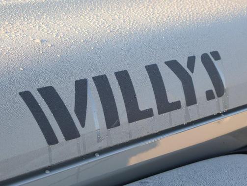 2021 Jeep Gladiator Willys 4x4