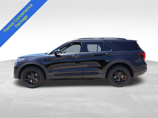 Agate Black Metallic 2026 Ford Explorer Tremor