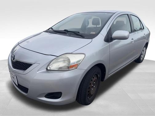 Silver Mica Metallic 2012 Toyota Yaris L