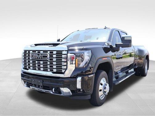 Onyx Black 2024 GMC Sierra 3500 Denali