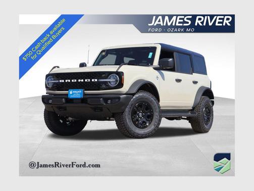 Desert Sand 2026 Ford Bronco Outer Banks