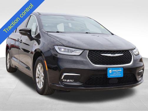 2025 Chrysler Pacifica L