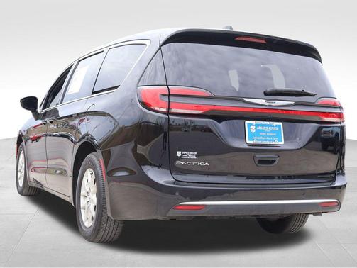 2025 Chrysler Pacifica L