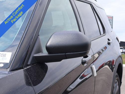 Agate Black Metallic 2026 Ford Explorer Active
