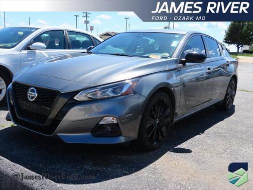 2022 Nissan Altima SR FWD