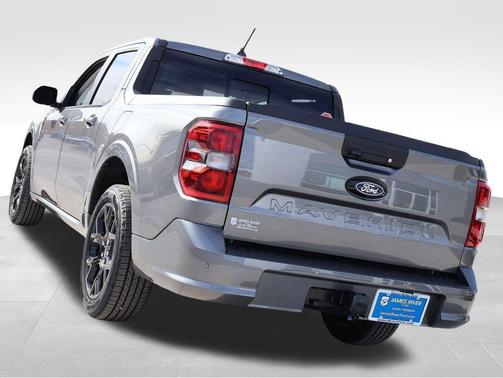 Carbonized Gray Metallic 2026 Ford Maverick Lobo