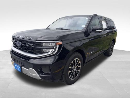 Black Metallic 2025 Ford Expedition Max Platinum