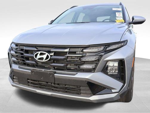 Shimmering Silver 2026 Hyundai TUCSON SEL