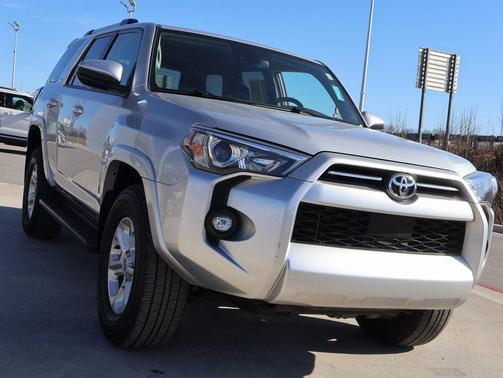 2024 Toyota 4Runner SR5