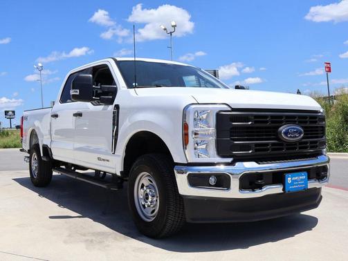 2025 Ford F-250 XL