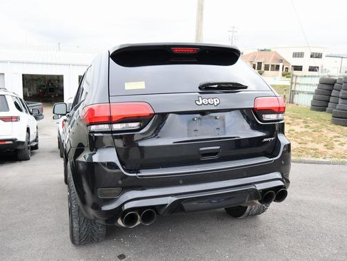 2017 Jeep Grand Cherokee SRT