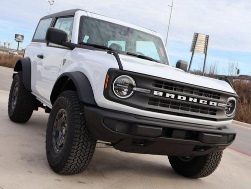 2025 Ford Bronco Base