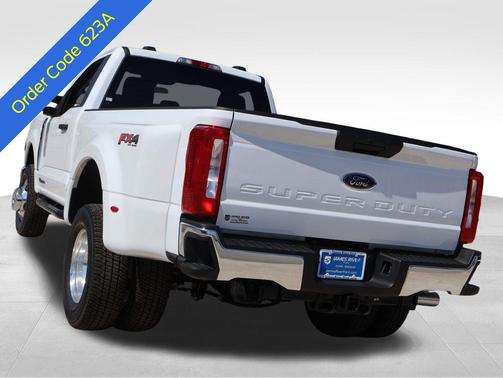 Oxford White 2026 Ford F-350 XLT