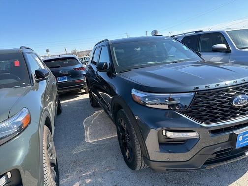 2023 Ford Explorer ST