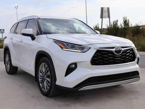 2021 Toyota Highlander Platinum