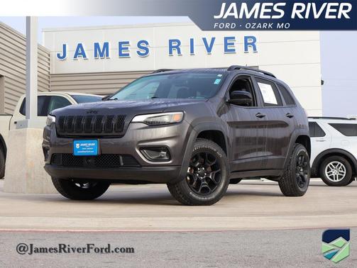 2022 Jeep Cherokee X 4x4
