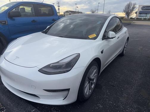 2021 Tesla Model 3 Standard Range Plus