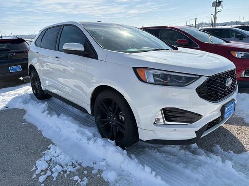 2020 Ford Edge ST