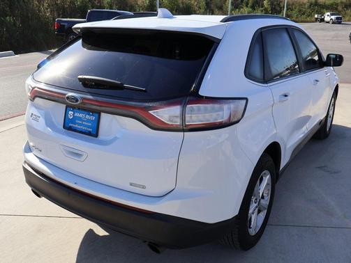 2018 Ford Edge SE