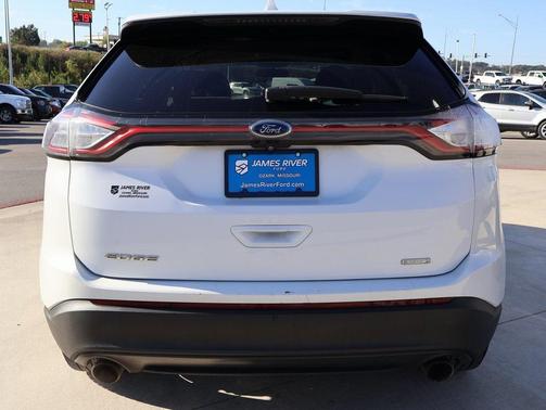 2018 Ford Edge SE