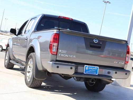 2020 Nissan Frontier SV