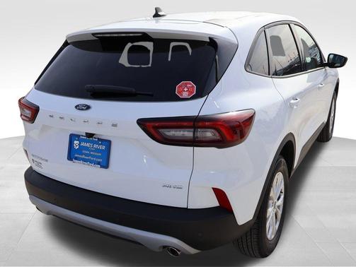 oxford white 2026 Ford Escape Active