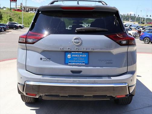 2025 Nissan Rogue Platinum