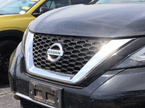 Magnetic Black Pearl 2019 Nissan Murano SL