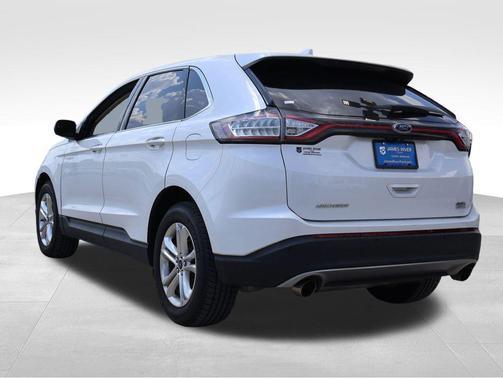 White 2015 Ford Edge SEL