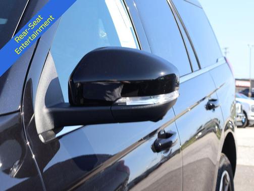 Agate Black Metallic 2026 Ford Expedition King Ranch
