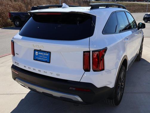 2022 Kia Sorento EX
