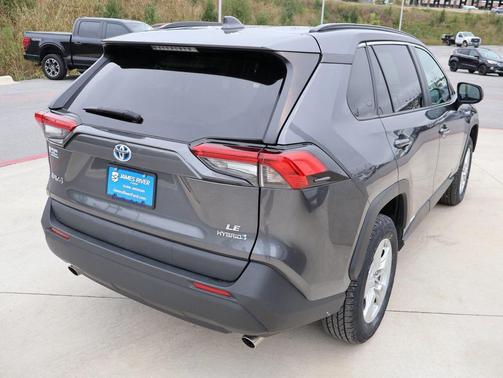 2020 Toyota RAV4 Hybrid LE