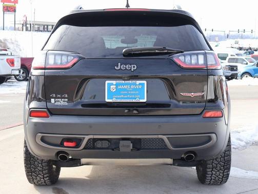 2019 Jeep Cherokee Trailhawk