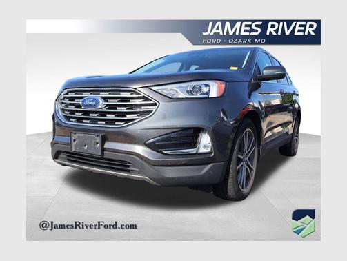 Magnetic Metallic 2019 Ford Edge Titanium