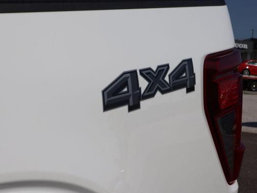 Oxford White 2025 Ford F-150 STX