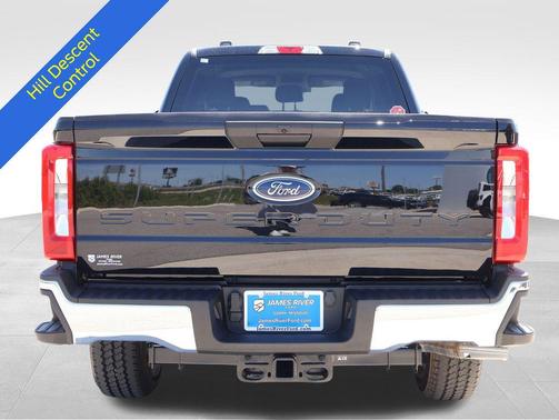 Agate Black Metallic 2026 Ford F-250 XLT