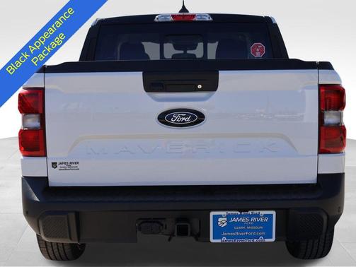 Oxford White 2026 Ford Maverick Lariat