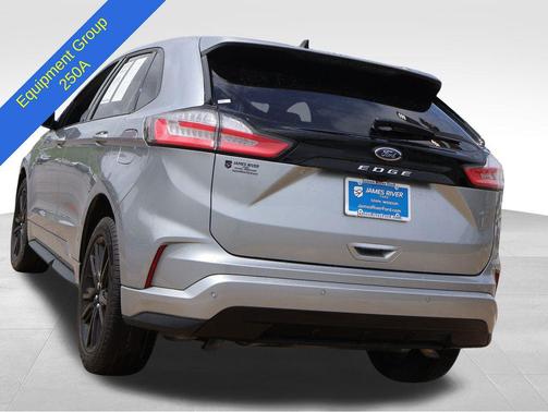 Silver Metallic 2022 Ford Edge ST Line