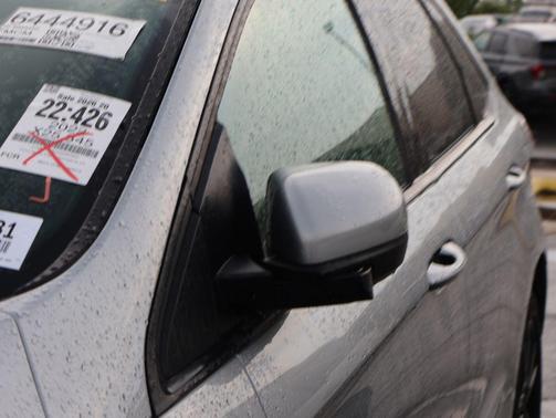 Silver Metallic 2022 Ford Edge ST Line