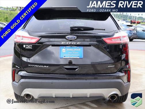 2024 Ford Edge Titanium