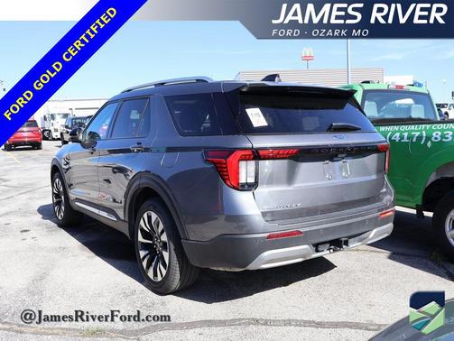 2025 Ford Explorer Platinum