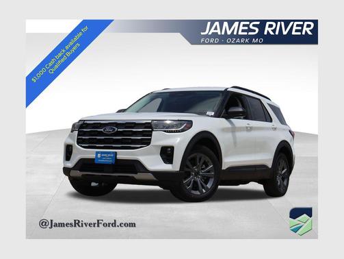 Star White Metallic Tri-Coat 2026 Ford Explorer Active