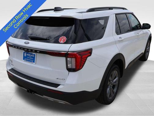 Star White Metallic Tri-Coat 2026 Ford Explorer Active