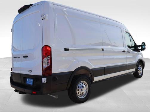 Oxford White 2026 Ford Transit-250 Base