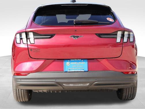 Molten Magenta Metallic Tinted Clearcoat 2025 Ford Mustang Mach-E Premium