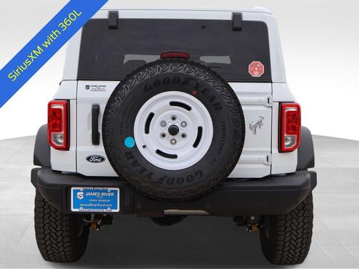 Oxford White 2026 Ford Bronco Heritage Edition